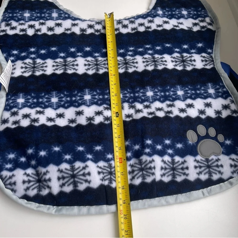 Zack & Zoey Nor’ Easter Reversible Blue Dog Blanket Raincoat Snowflake Large